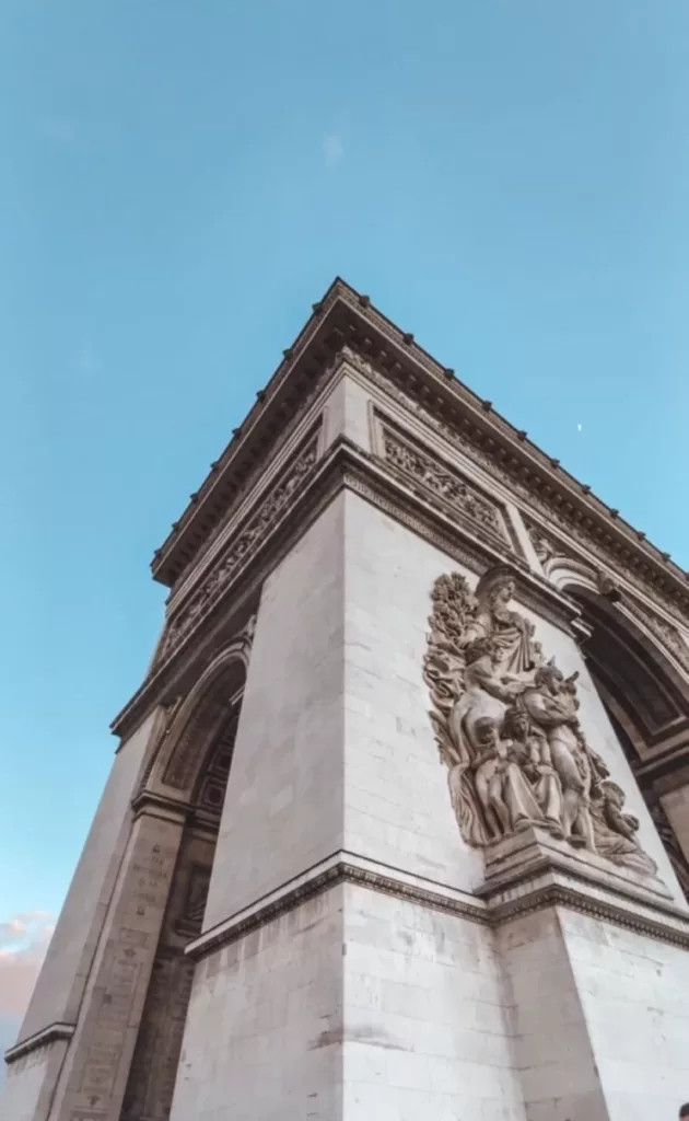 Arc de triomphe in Paris